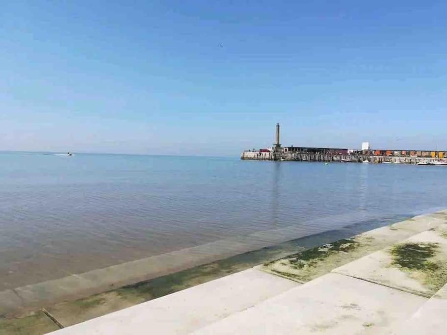 Apartamento Harbour Lights Margate Exterior foto